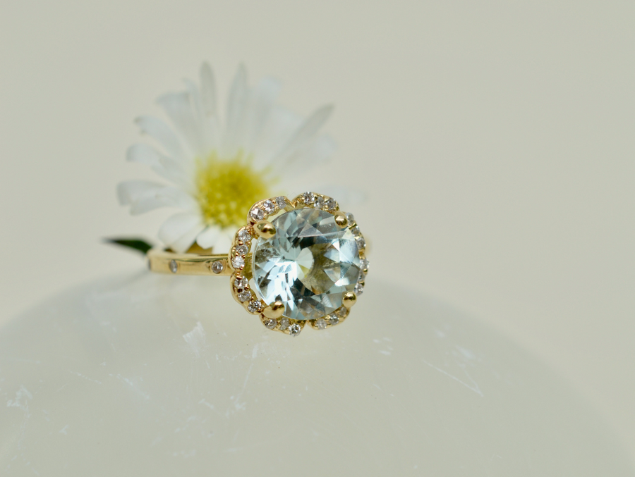 Anillo Bloom aguamarina